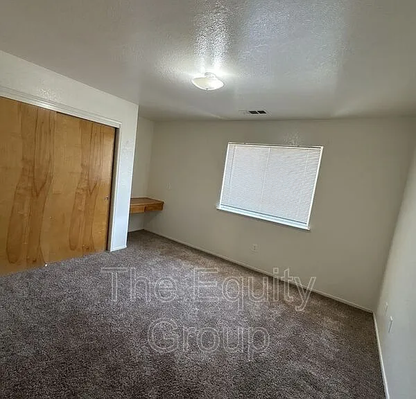 983 N Lynora St — Photo 14