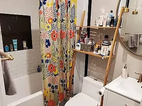 331 Vernon Avenue image 7 of 9