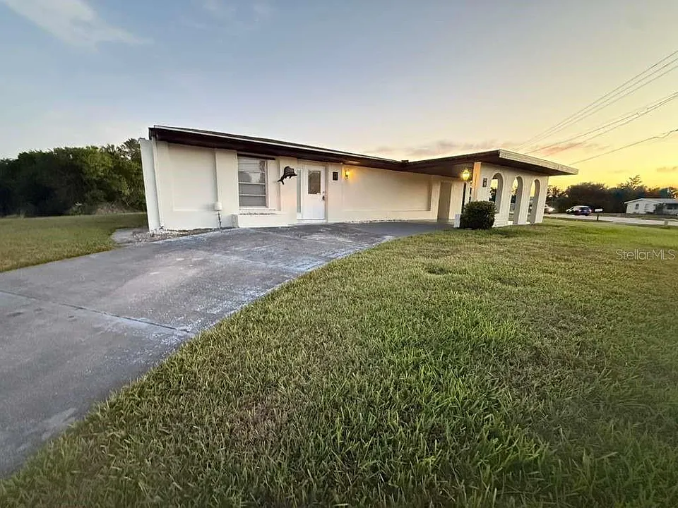21385 Gibralter Dr