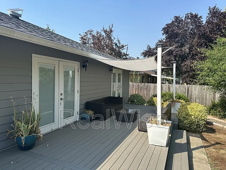 1267 Ironwood Dr — Photo 44