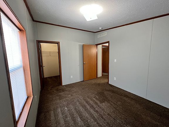 5th image of 4133 Knightsbridge Ln #87
