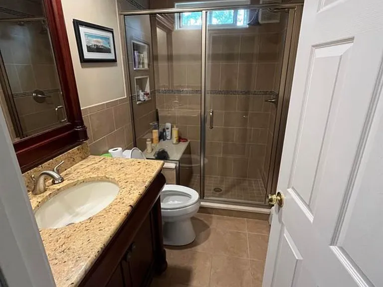 19 Lou Ave — Photo 9