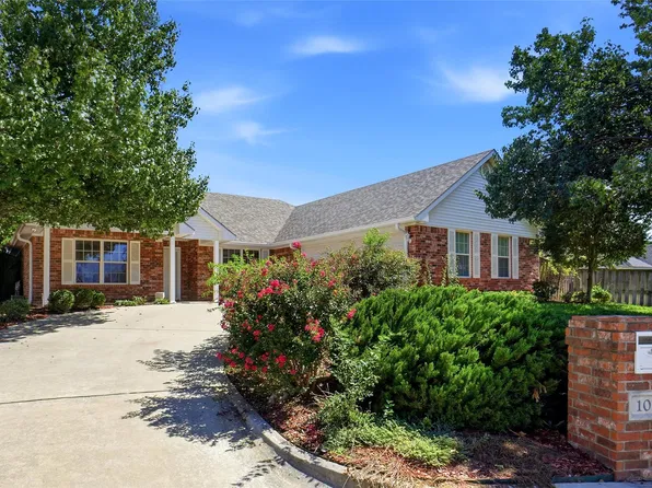 104 Carissa Ct, Krum, TX 76249
