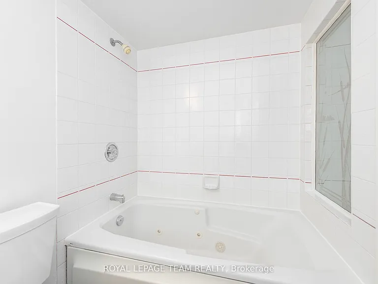 939 N River Rd #105 — Photo 22