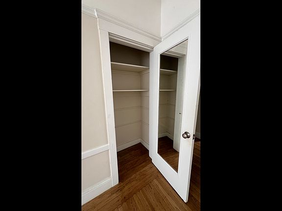 5th image of 2 Diamond St #7