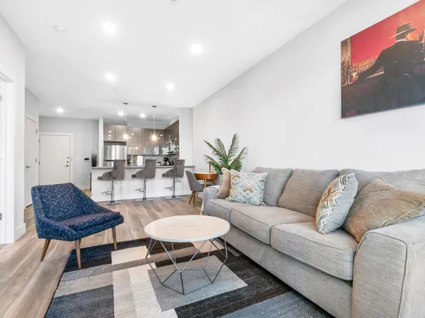 271 Sip Avenue image 15 of 19