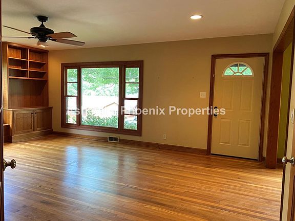 3rd image of 22 Pruitt St