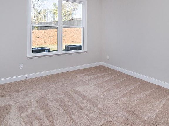 3rd image of 5022 Whitemarsh Ct #8