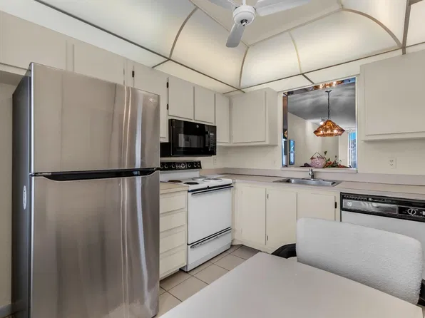 14307 BEDFORD Drive #306, Delray Beach, FL 33446
