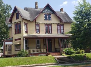 104 Commerce St, Harrington, DE 19952