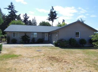 190 Booth Ln, Sequim, WA 98382