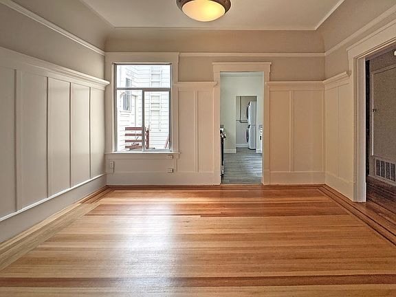 5th image of 219 18th Ave #219