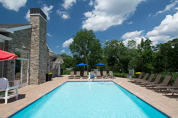 Woodmont Knolls — Photo 14