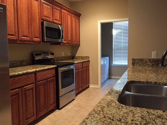 5th image of 4800 Pleasant Dr