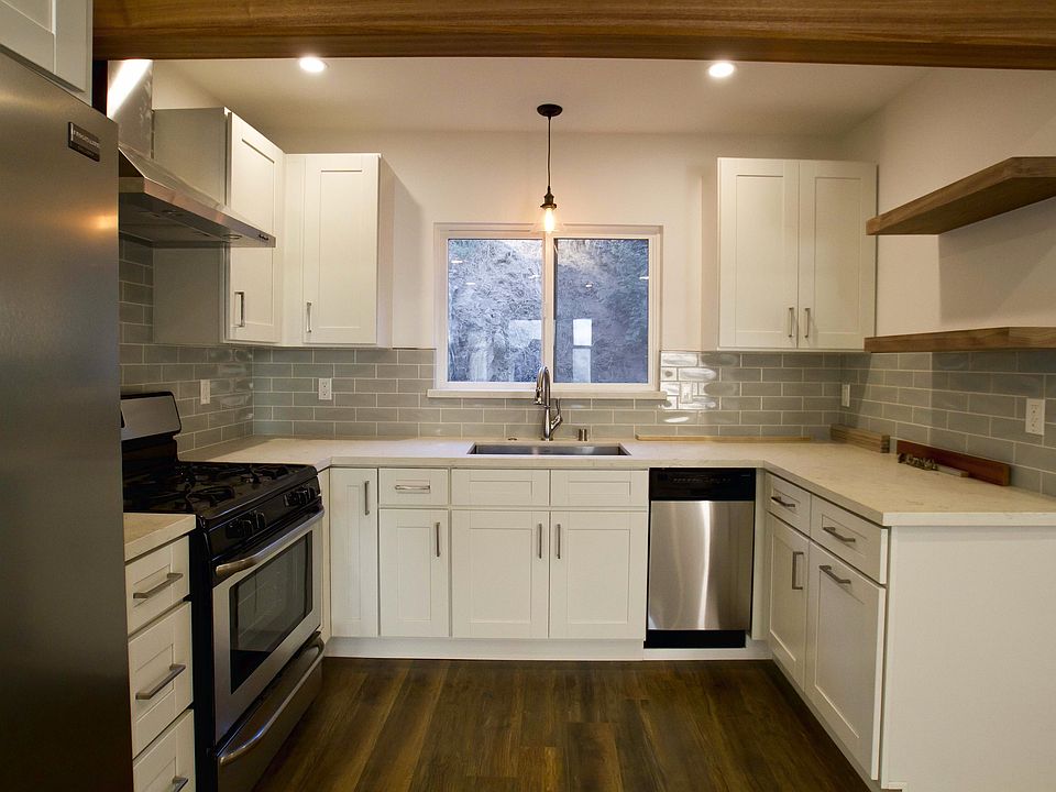 1st image of 2358 Landa St #1