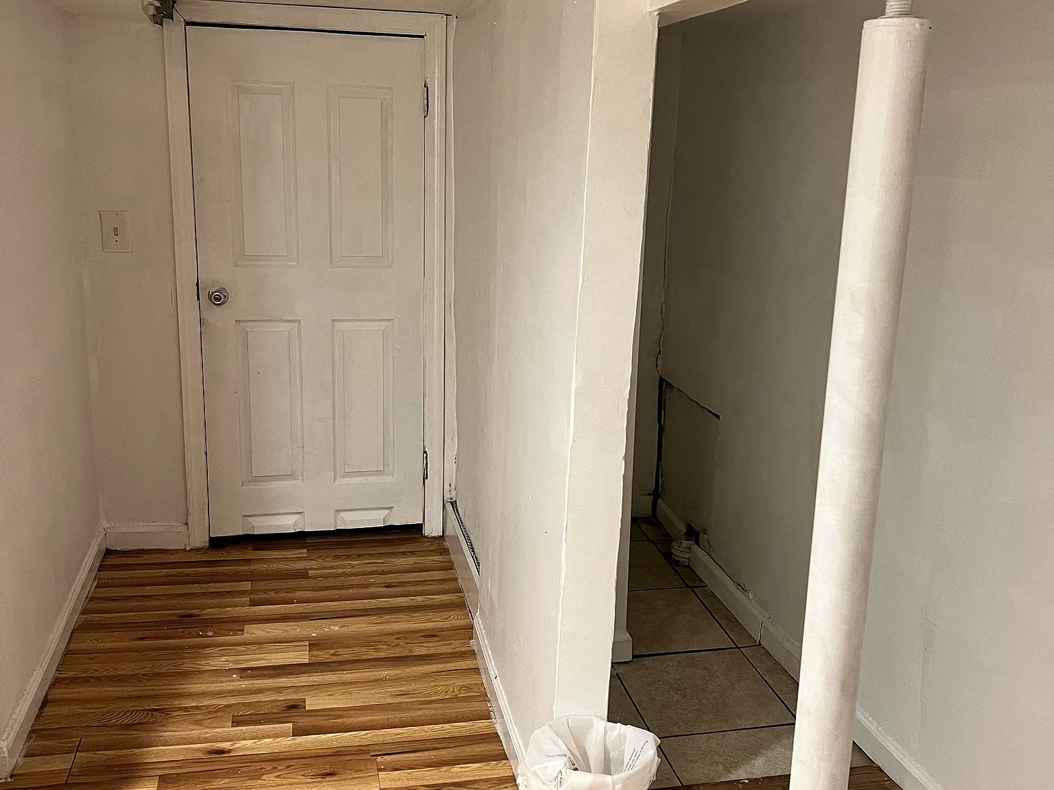 Studio, 1666 sqft, $1,300 — Photo 3