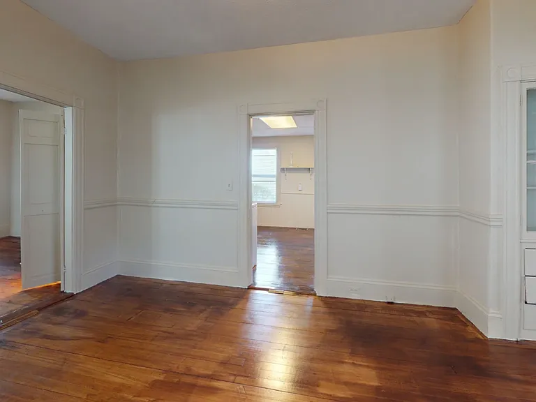 124 Jefferson Ave #1 — Photo 6