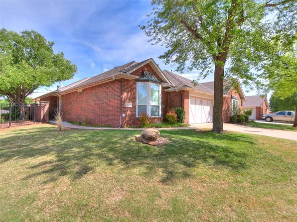 15420 Monarch Ln, Edmond, OK 73013