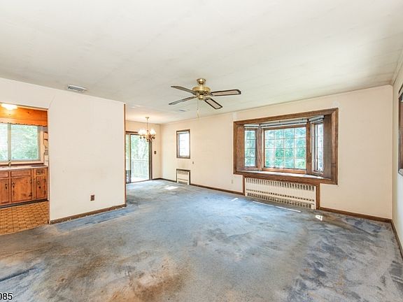 5th image of 15 Wynding Way