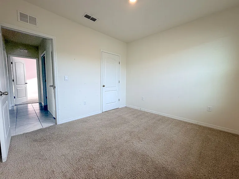 309 Sofia Ln — Photo 13