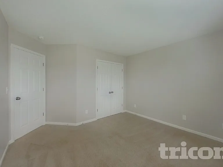 7145 Streator Ct — Photo 16