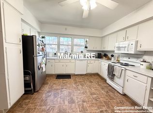 922 E 4th St #1, Boston, MA 02127