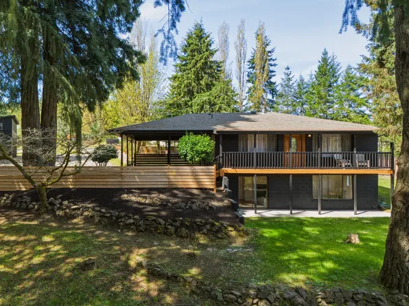 1366 SE High Ridge Ct, Port Orchard, WA 98367