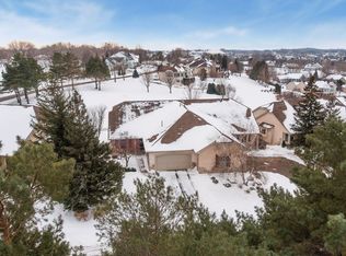 8716 Wedgemere Dr, Victoria, MN 55386