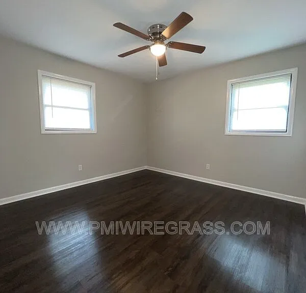 119 Sharon Ct — Photo 31