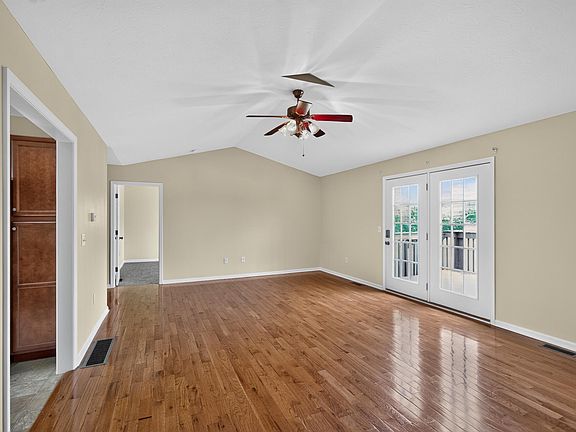 3rd image of 4008 N Cross Point Ct