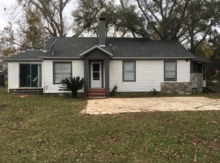 4399 Peanut Rd, Cottondale, FL 32431