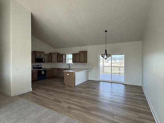 5th image of 1500 Beartooth Dr
