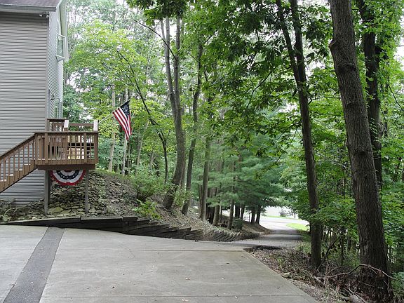 4th image of 288 Bridle Path Ln NE