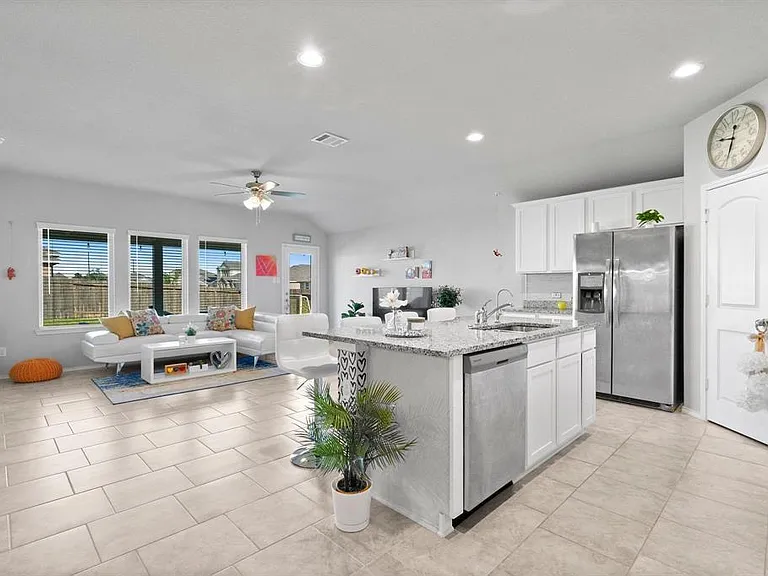 4115 Magliana Ln — Photo 15
