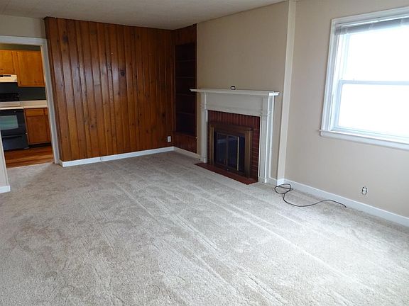 2nd image of 3006 Princeton Ave