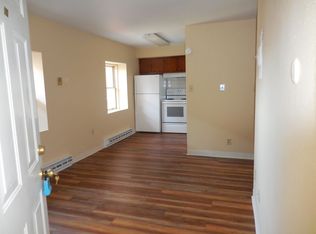 328 Mulberry St #1D, Hollidaysburg, PA 16648