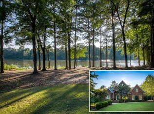 365 Hickory Cove Dr, Canton, GA 30115