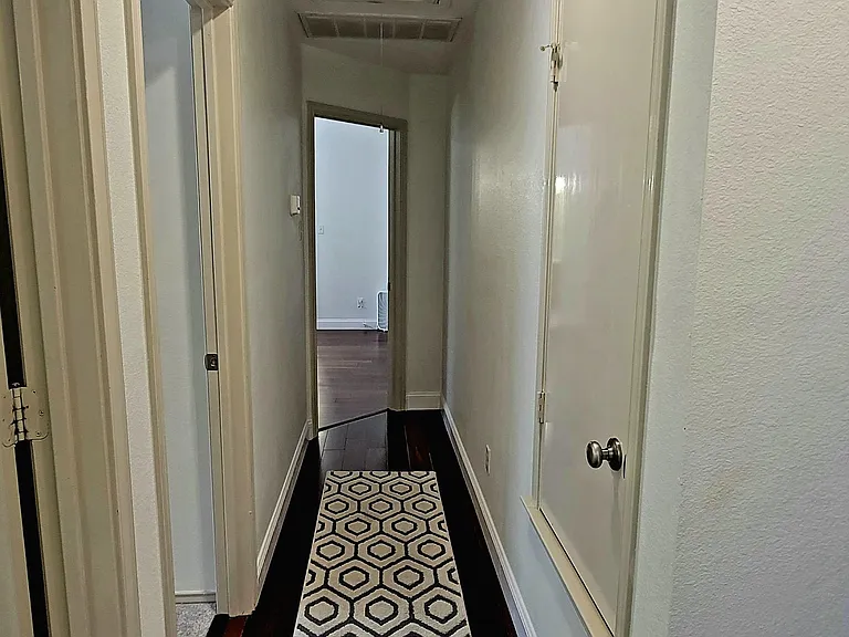 4210 Mather — Photo 12