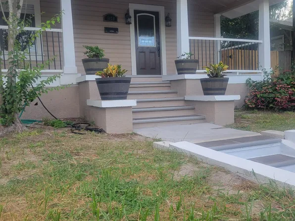 1420 Highland St N, Saint Petersburg, FL 33704