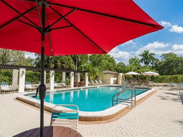 1025 Pine Isle LN #1025, NAPLES, FL 34112