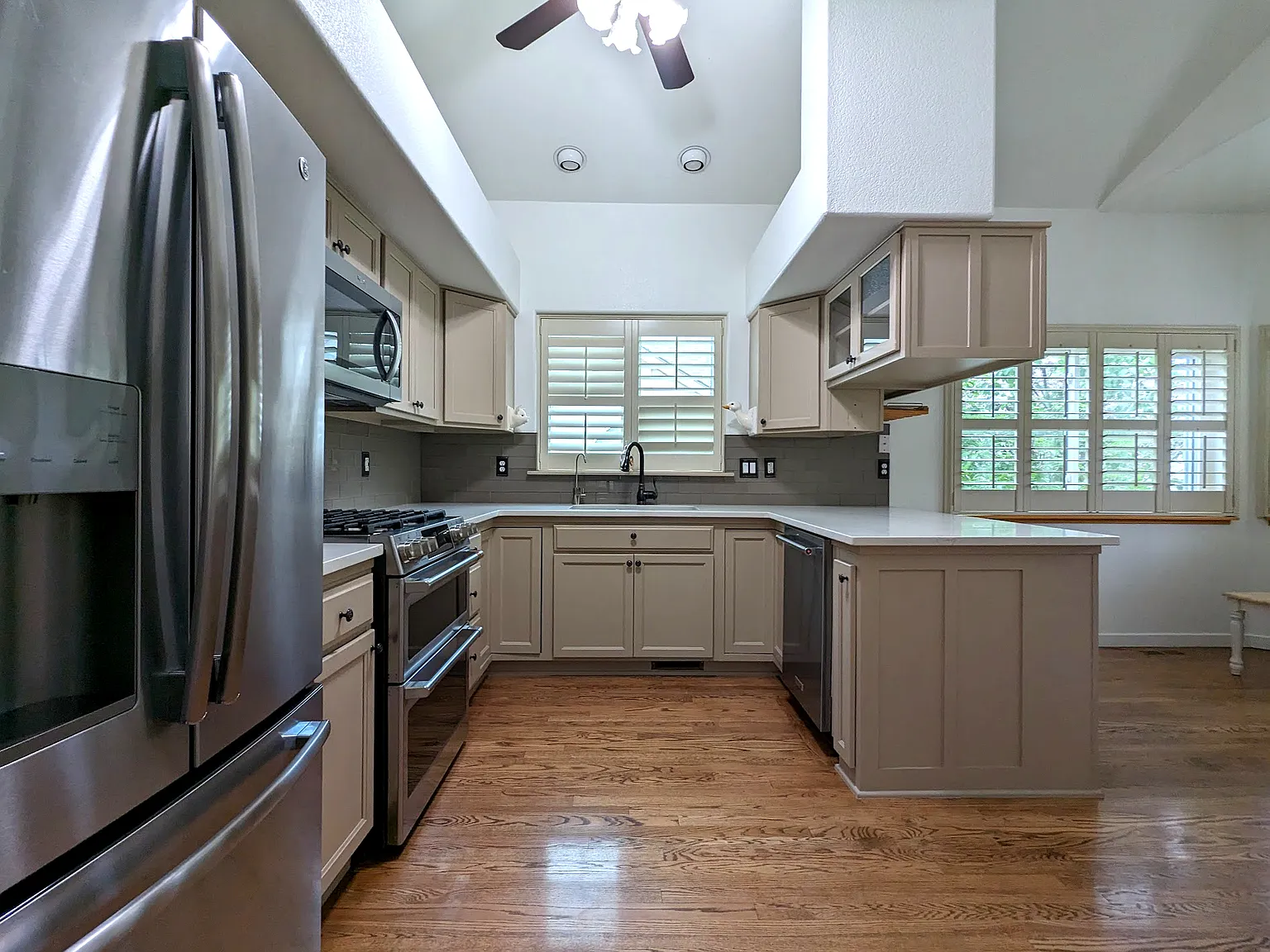 4 bed, 2786 sqft, $3,600 — Photo 1