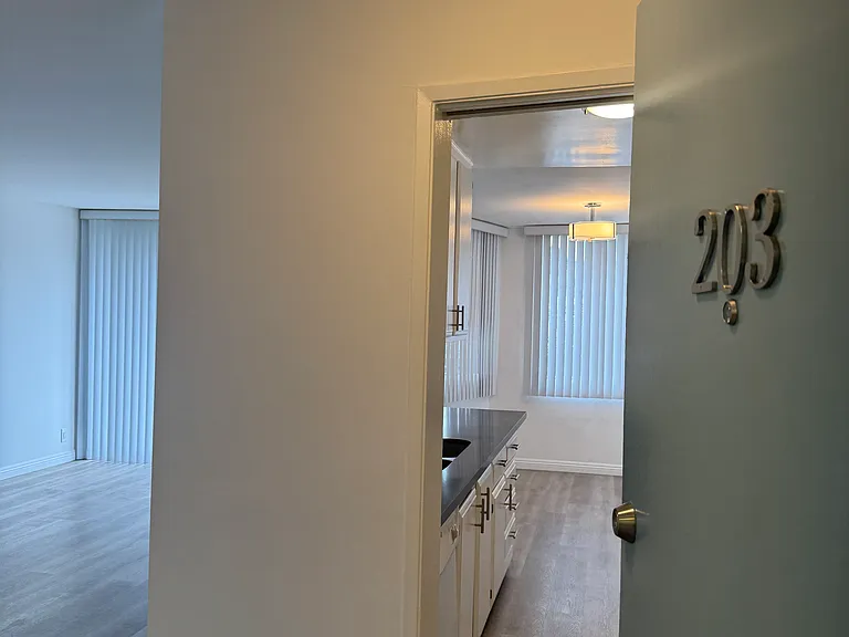 12221 San Vicente Blvd — Photo 54