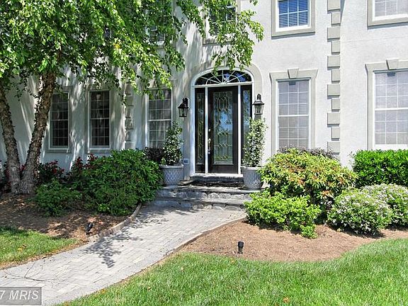 4th image of 43120 Tall Pines Ct