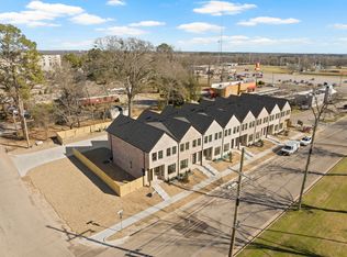 154 W 17th St, Mount Pleasant, TX 75455