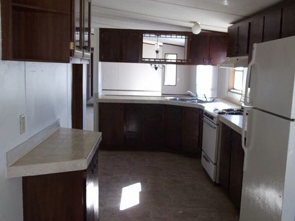 2nd image of 29 Gibbs Dr