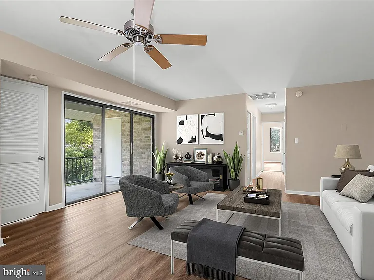 5478 Cedar Ln #C4 — Photo 2