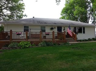 1114 Ridgeway Dr, Audubon, IA 50025