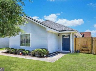 12 Binnacle Ln, Port Wentworth, GA 31407