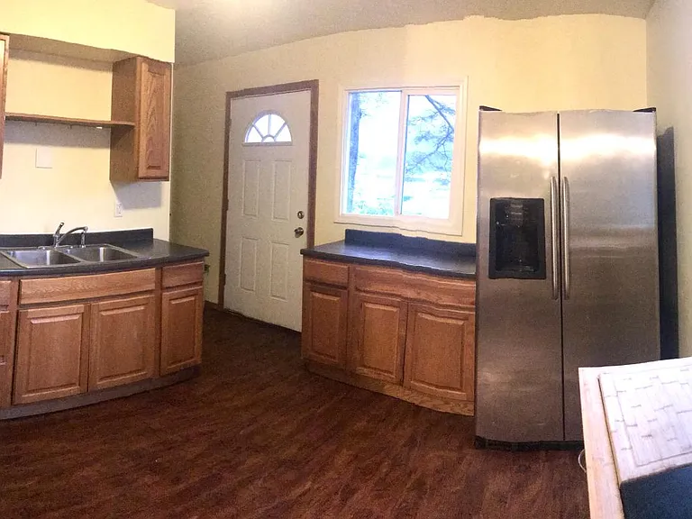 1715 Glacier Ave — Photo 8