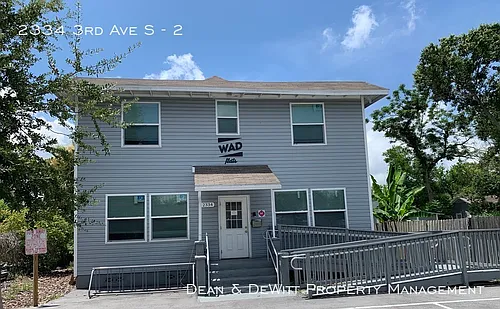 2334 3rd Ave S #2 Photo 1